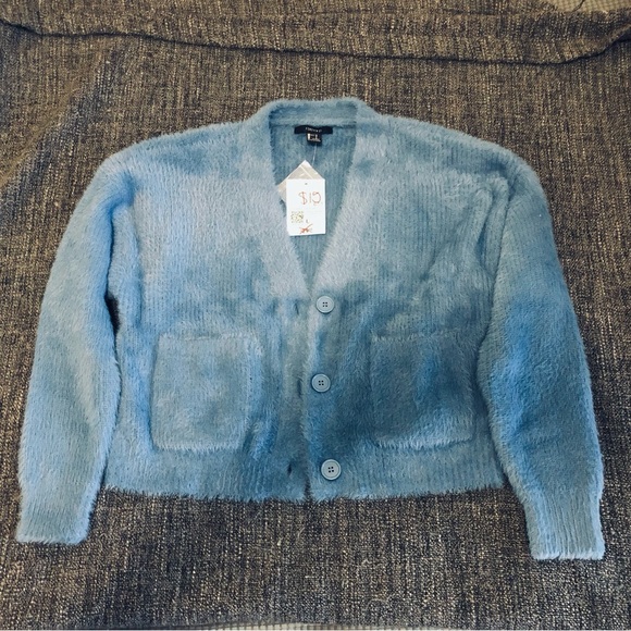 Forever21 fuzzy blue cardigan - Picture 2 of 3